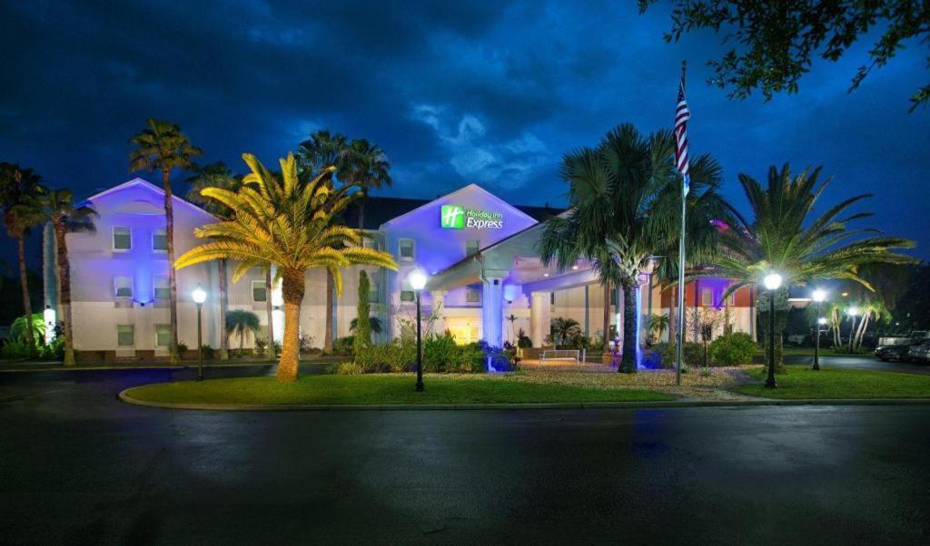 Holiday Inn Express Hotel & Suites Port Charlotte Ngoại thất bức ảnh