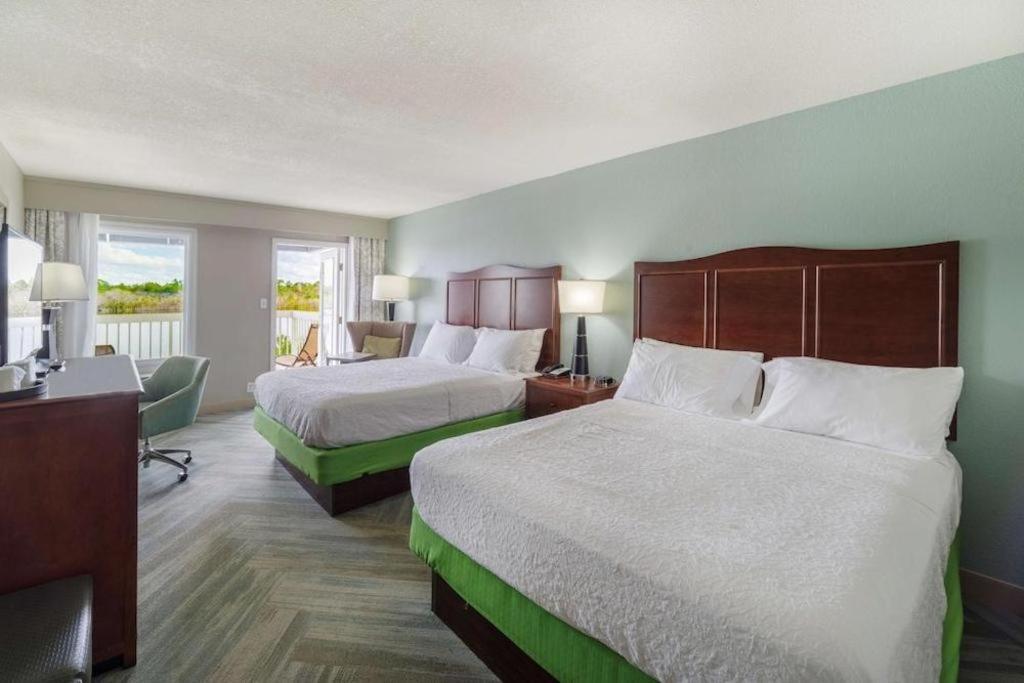 Holiday Inn Express Hotel & Suites Port Charlotte Ngoại thất bức ảnh