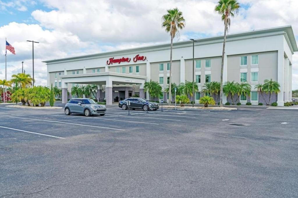 Holiday Inn Express Hotel & Suites Port Charlotte Ngoại thất bức ảnh