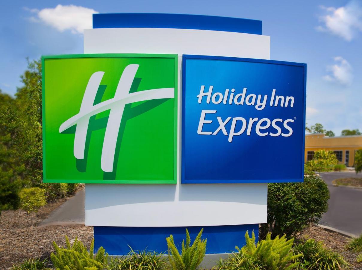 Holiday Inn Express Hotel & Suites Port Charlotte Ngoại thất bức ảnh