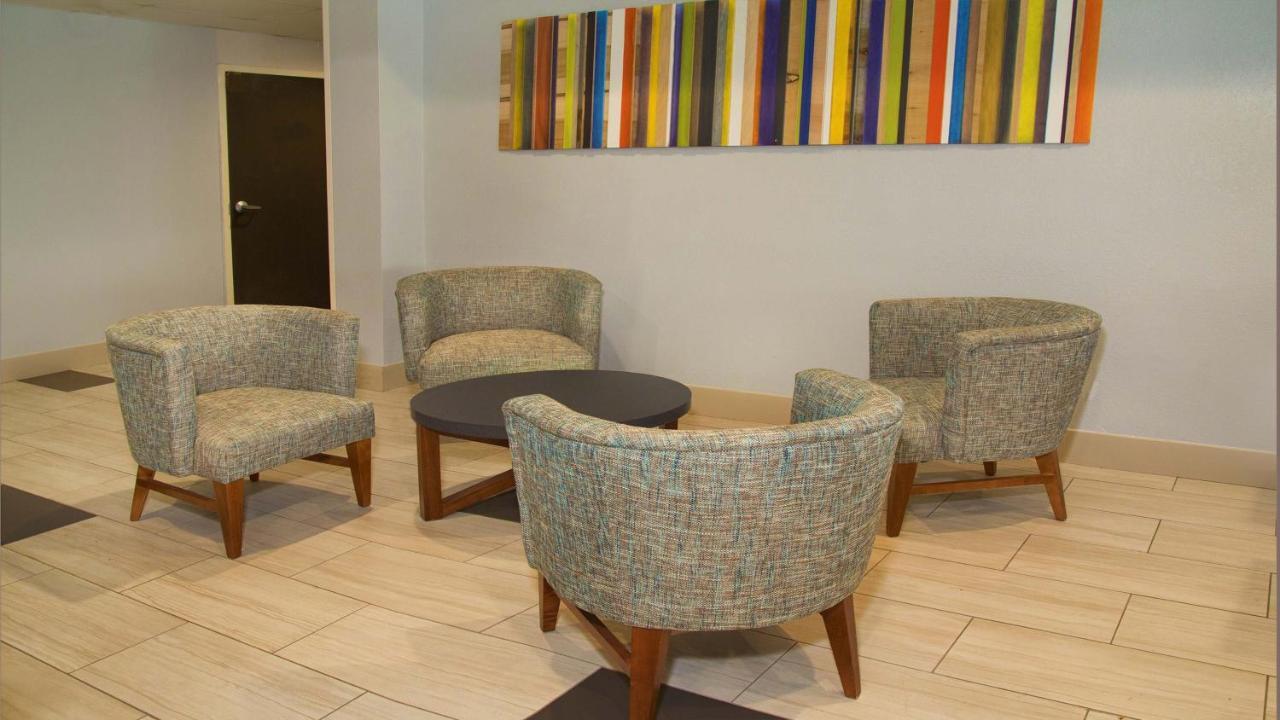 Holiday Inn Express Hotel & Suites Port Charlotte Ngoại thất bức ảnh