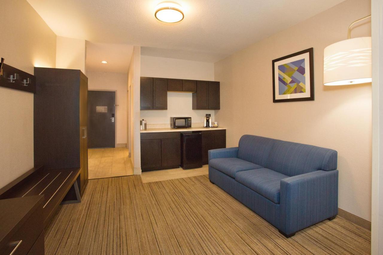 Holiday Inn Express Hotel & Suites Port Charlotte Ngoại thất bức ảnh